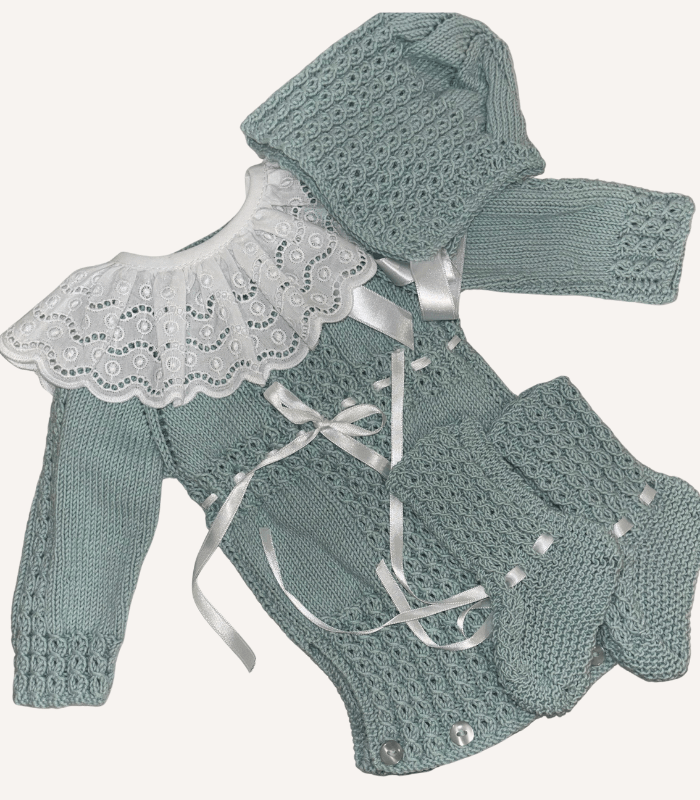 conjunto de punto hecho a mano